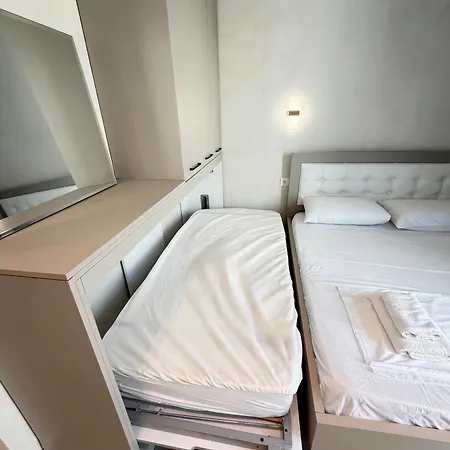Casablanca Santorini Apartment *