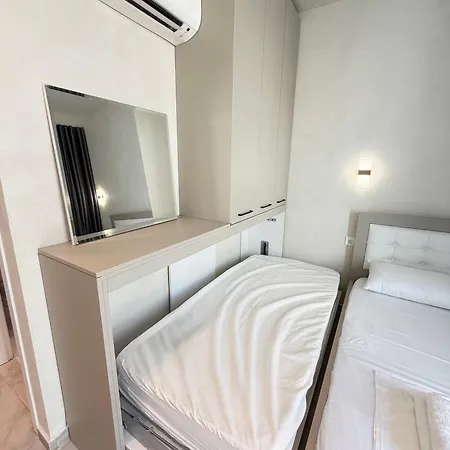 Casablanca Santorini Apartment
